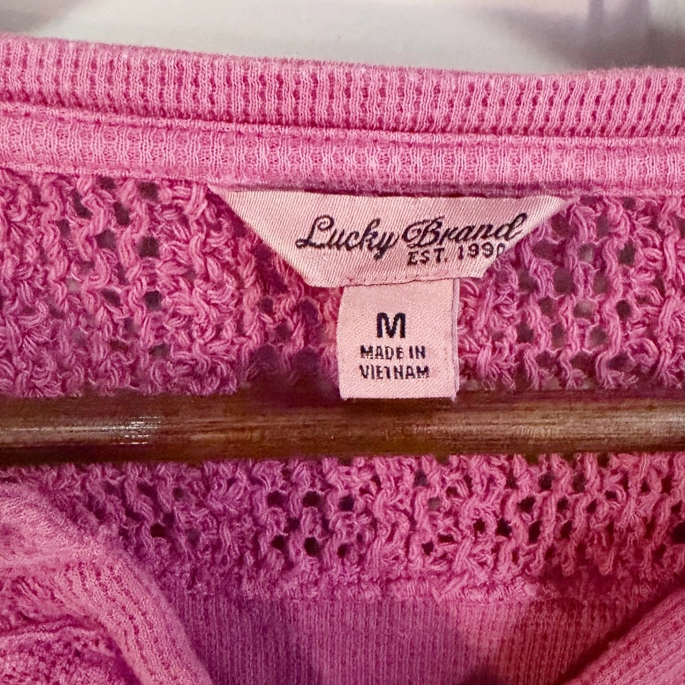 Lucky Brand Thermal Top Women Medium Pink Crochet Lace Waffle Knit Long Sleeve - Picture 3 of 7